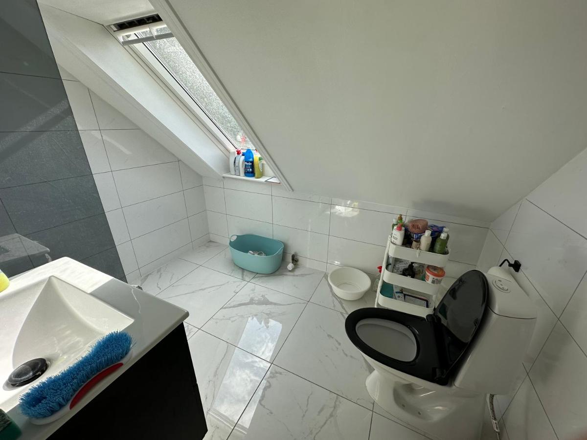 Newly Renovated Family House In The Center Of For Maximum 8 People Villa *